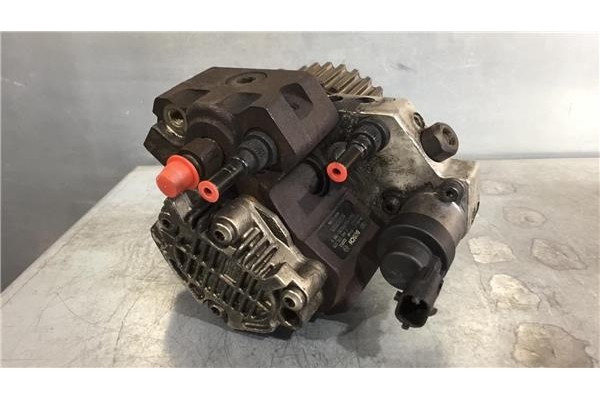 Recambio de bomba inyectora para renault megane ii coupe/cabrio 1.9 confort dynamique referencia OEM IAM 8200108225 0445010075 8
