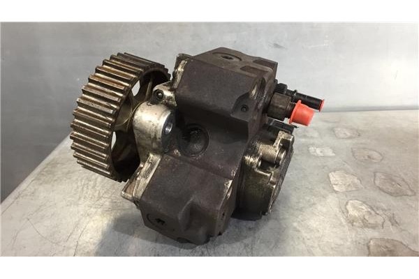 Recambio de bomba inyectora para renault megane ii coupe/cabrio 1.9 confort dynamique referencia OEM IAM 8200108225 0445010075 8