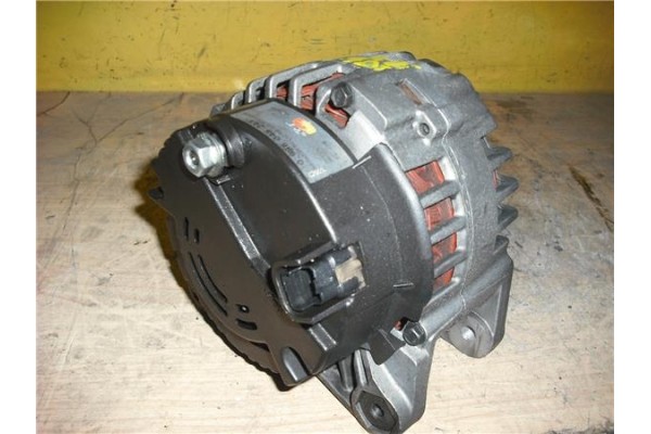 Recambio de alternador para volvo v40 familiar 1.9 di referencia OEM IAM 8251638  