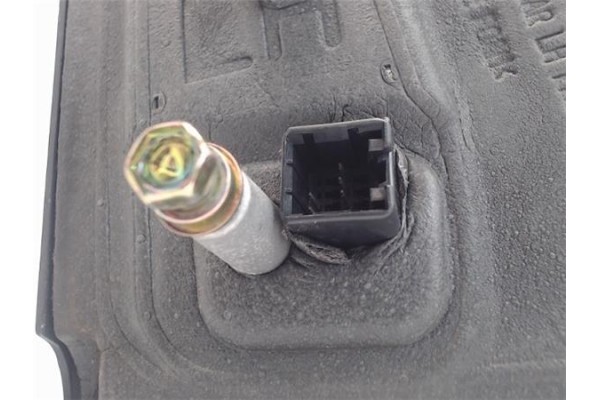 Recambio de retrovisor electrico izquierdo para hyundai matrix (fc) referencia OEM IAM   