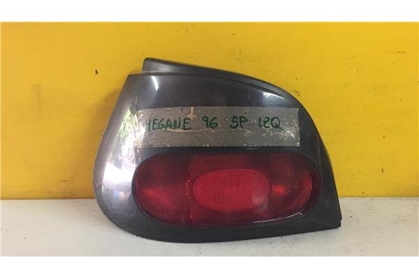 Recambio de piloto trasero izquierdo para renault megane i berlina con portón (ba0)(1995) 1.4e rl [1,4 ltr. - 55 kw] referencia 