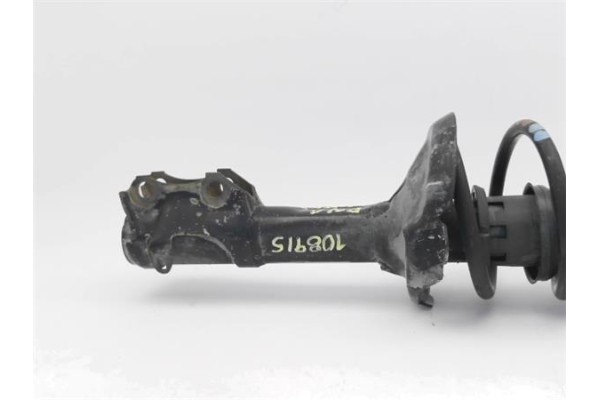 Recambio de amortiguador delantero izquierdo para volkswagen polo iii berlina (6n2) 1.4 trendline referencia OEM IAM 6N0413031K 