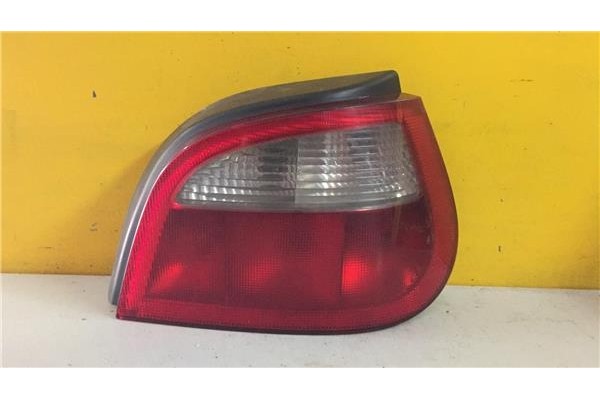 Recambio de piloto trasero derecho para renault megane i fase 2 berlina (ba0)(1999) 1.9 d authentique [1,9 ltr. - 59 kw dti dies