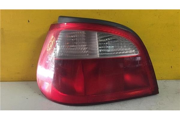 Recambio de piloto trasero izquierdo para renault megane i fase 2 berlina (ba0)(1999) 1.9 d authentique [1,9 ltr. - 59 kw dti di