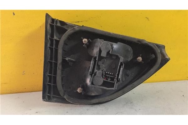 Recambio de piloto interior derecho para renault megane i classic (la0)(1996) 1.4e rn [1,4 ltr. - 55 kw] referencia OEM IAM 7700