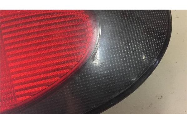 Recambio de piloto trasero derecho para renault megane i classic (la0)(1996) 1.4e rn [1,4 ltr. - 55 kw] referencia OEM IAM 77008