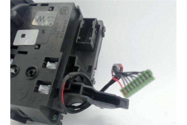 Recambio de mando limpiaparabrisas para renault scenic ii (jm) referencia OEM IAM   